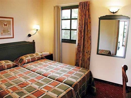 Hills Lodge
